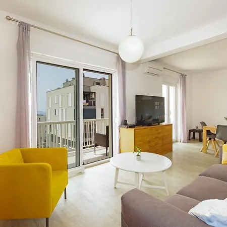 Iva Apartment