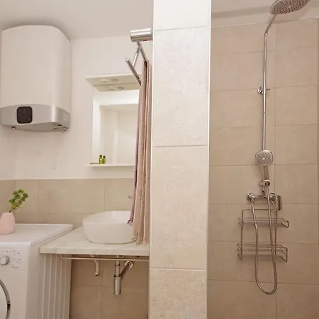 Apartment Iva *