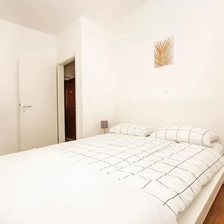 Iva Apartmán